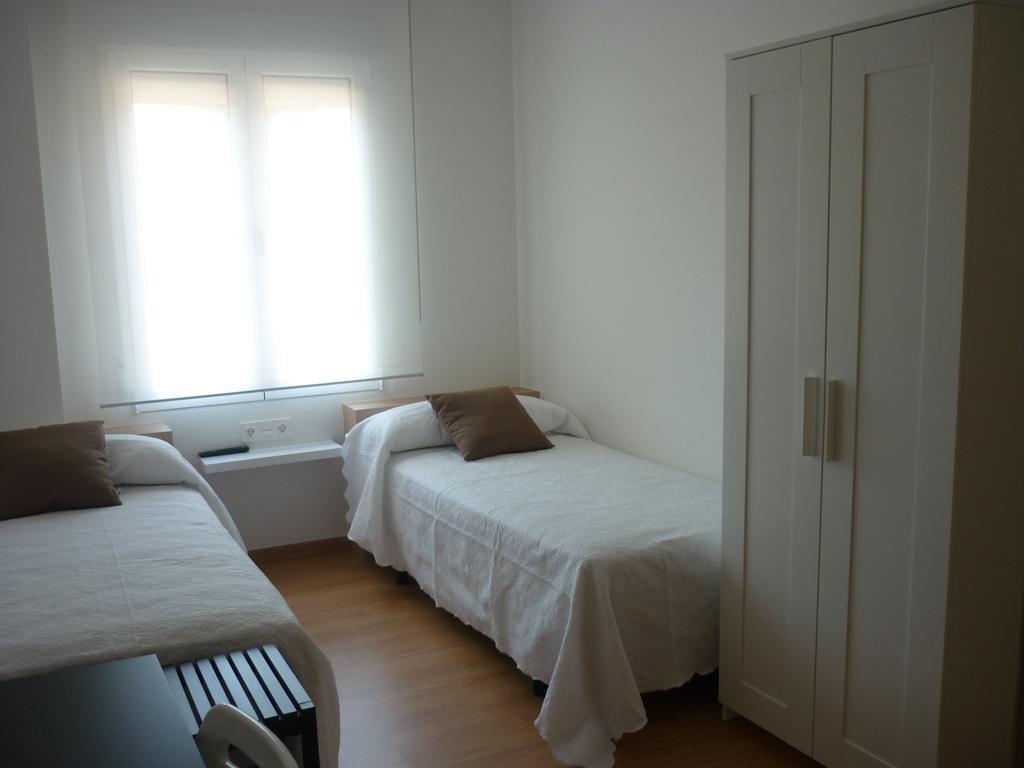 Pension-Albergue Puente Ribeira Саррия Стая снимка